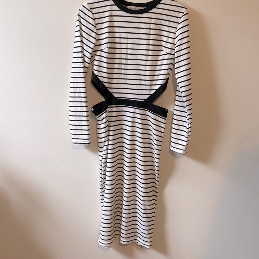 Gumuxi Cutout Striped Midi Dress